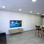 Eden Garden 2 Bedroom Alsancak Apartamento