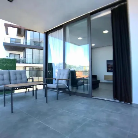 Eden Garden 2 Bedroom Alsancak Apartamento *