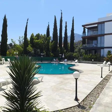 Apartment Eden Garden 2 Bedroom Alsancak