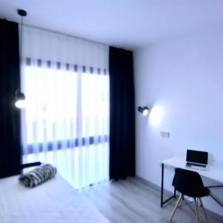 アパート Eden Garden 2 Bedroom Alsancak ニコシア