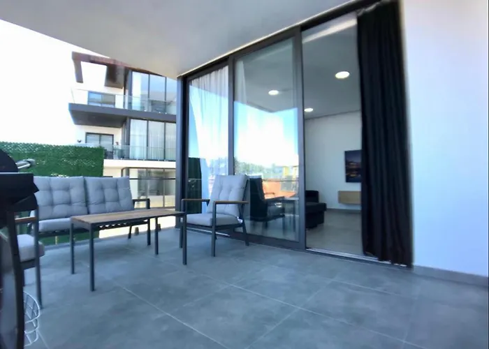 Eden Garden 2 Bedroom Alsancak Apartament *